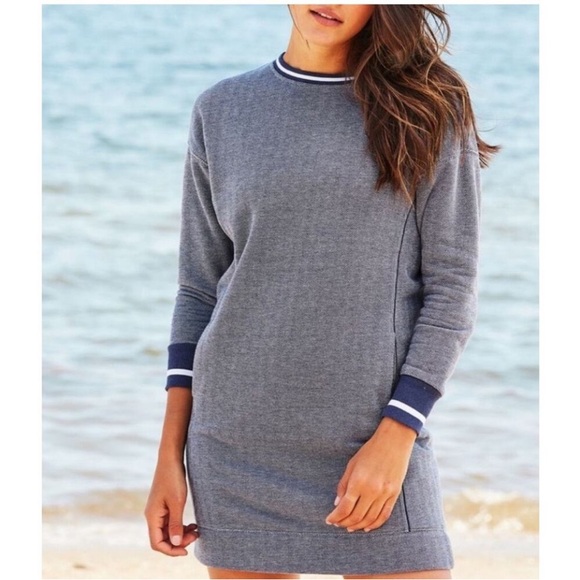 Vineyard Vines Dresses & Skirts - NWT Vineyard Vines Varsity Sweatshirt Dress Women's SMALL Long Sleeve Blue‎